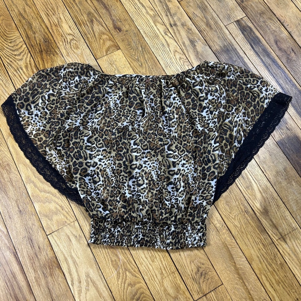 Y2K Wild Flirt Leopard Print Butterfly Sleeve Top Black‎ Lace Trim Smocked Waist